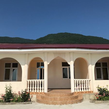 Davel Hotel Gagra Exterior photo