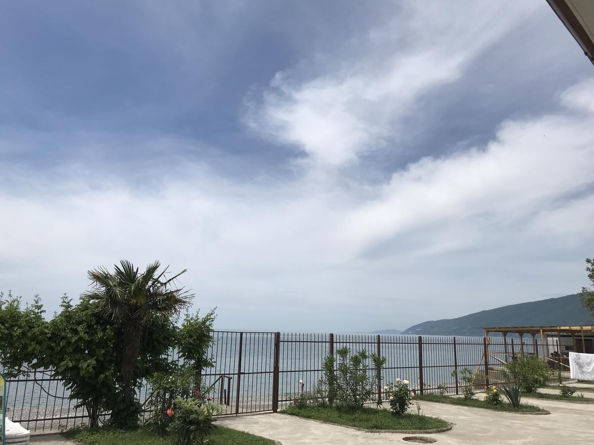 Davel Hotel Gagra Exterior photo