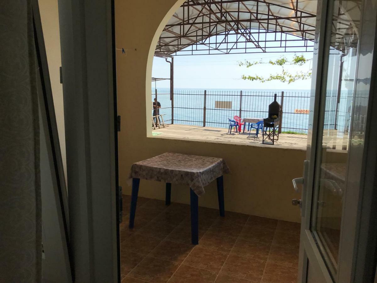 Davel Hotel Gagra Exterior photo