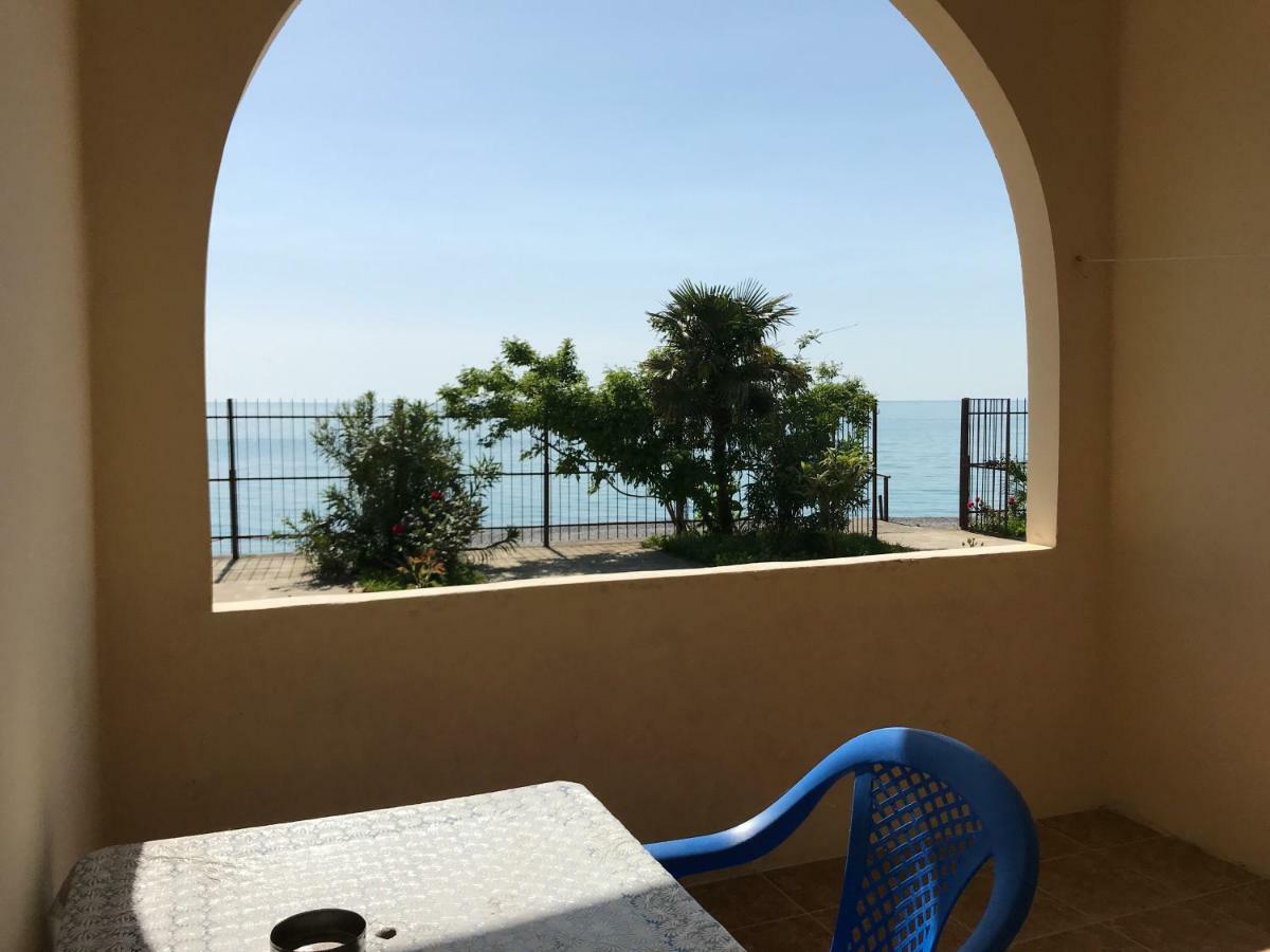 Davel Hotel Gagra Exterior photo